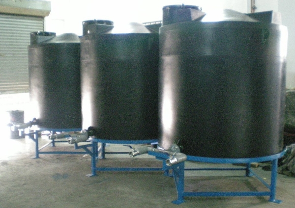 PE Conical Top with Manhole at Top Side DCM Series Type 1 & 2