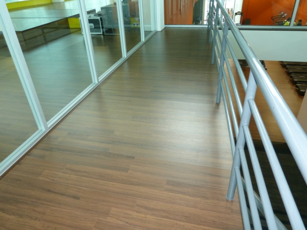 Laminate Flooring (8mm / 12mm) - FC 2071 Java Teak