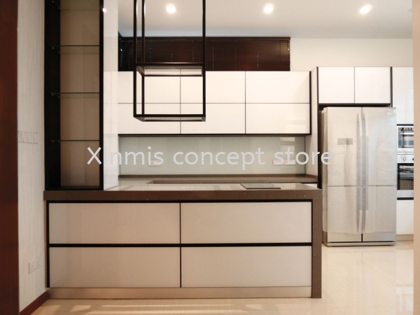 Aluminium kitchen cabinet - Desa Petaling