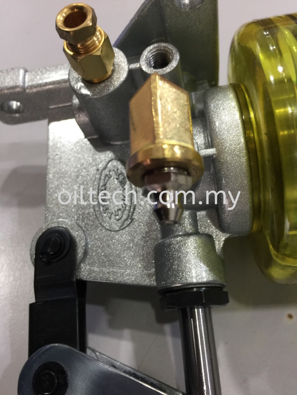 MANUAL GREASE PUMP