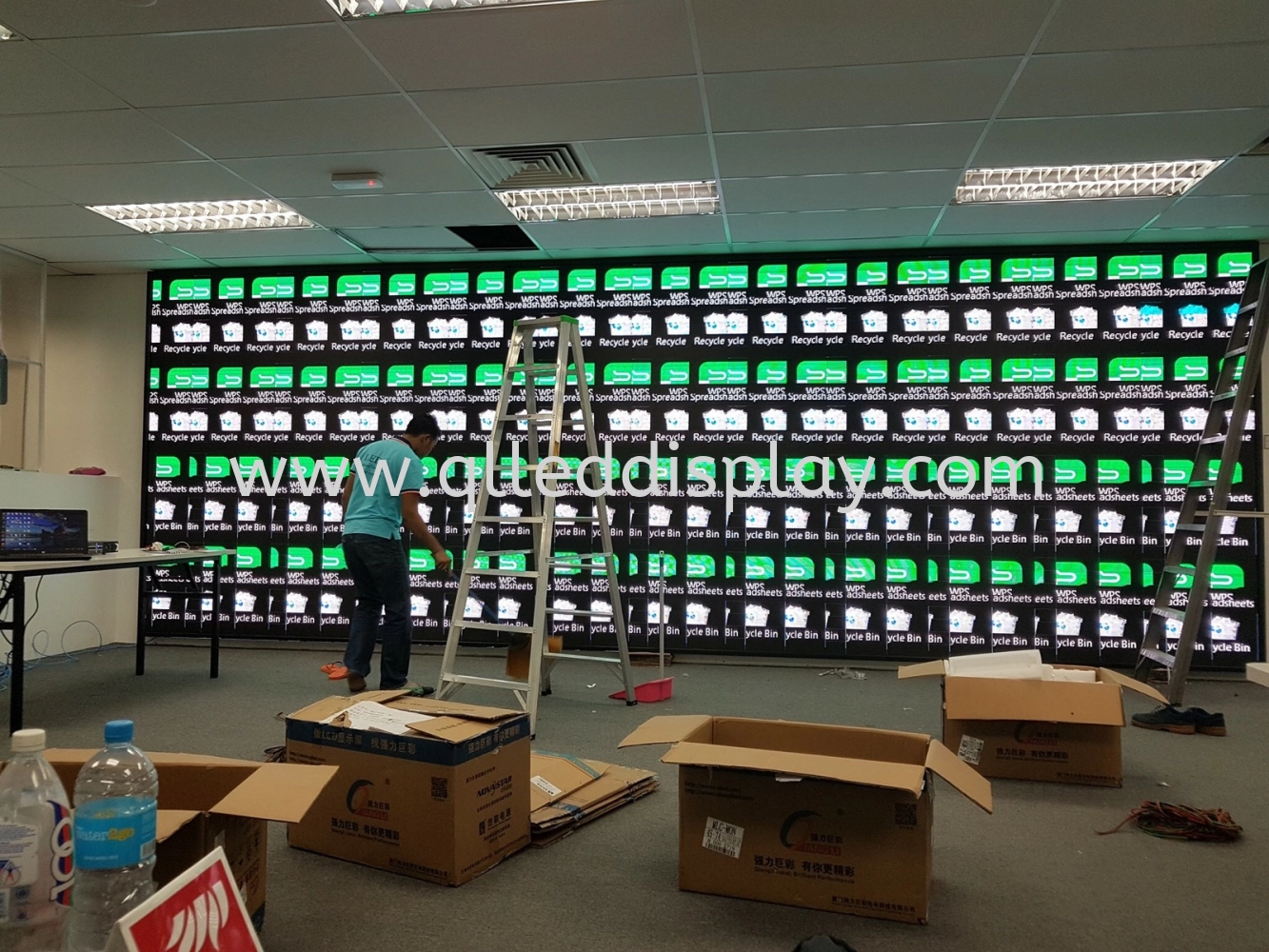 24.3FT X 8.5FT P4 Indoor LED Display Board (Full Colour)