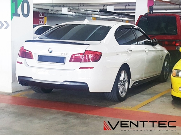 BMW 5-SERIES F10 venttec door visor