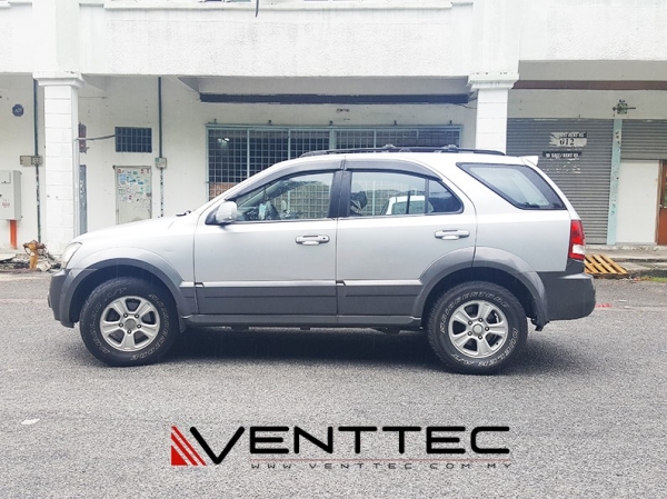 KIA SORENTO venttec door visor