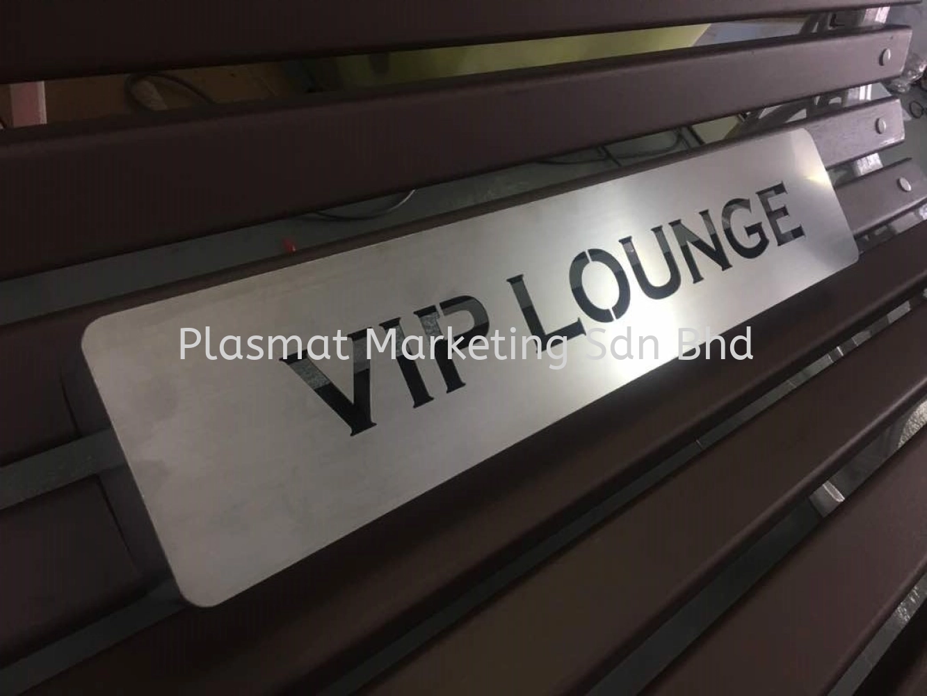 VIP LOUNGE SIGNAGE