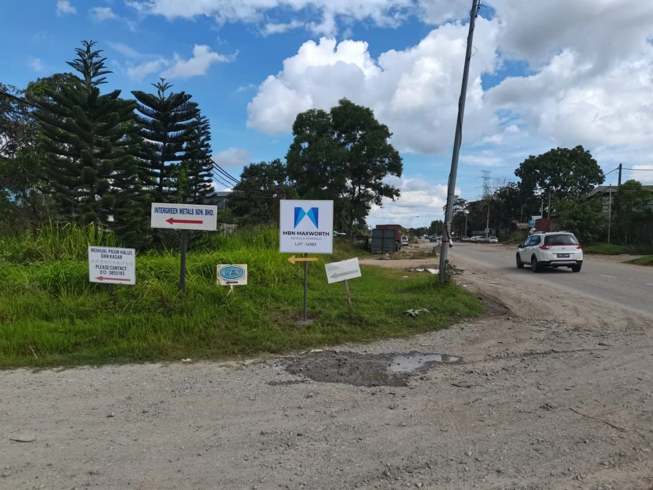 HIGHWAY SIGNBOARD | ROADSIDE SIGNAGE