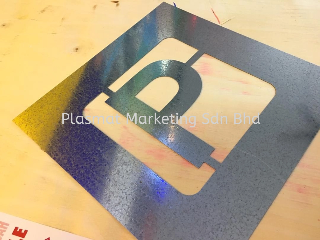 STENCIL PLATE "P"