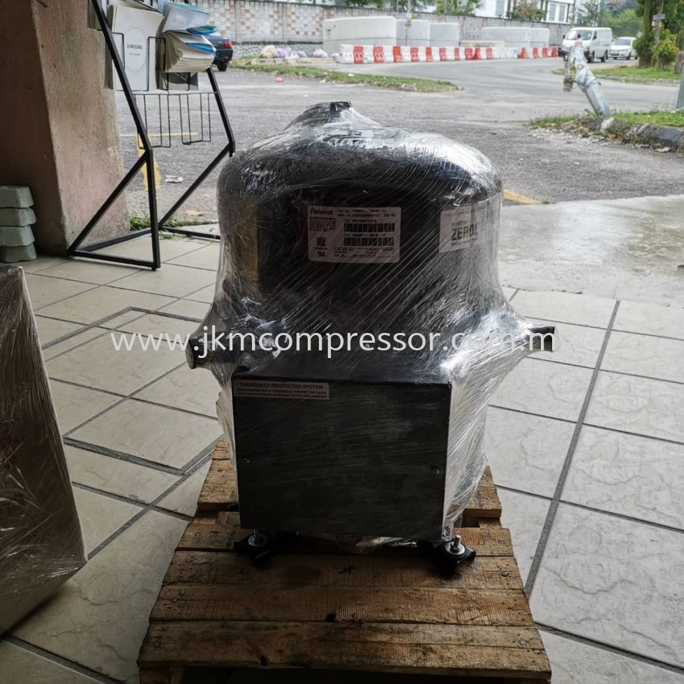 BRISTOL HERMETIC RECIPROCATING COMPRESSOR