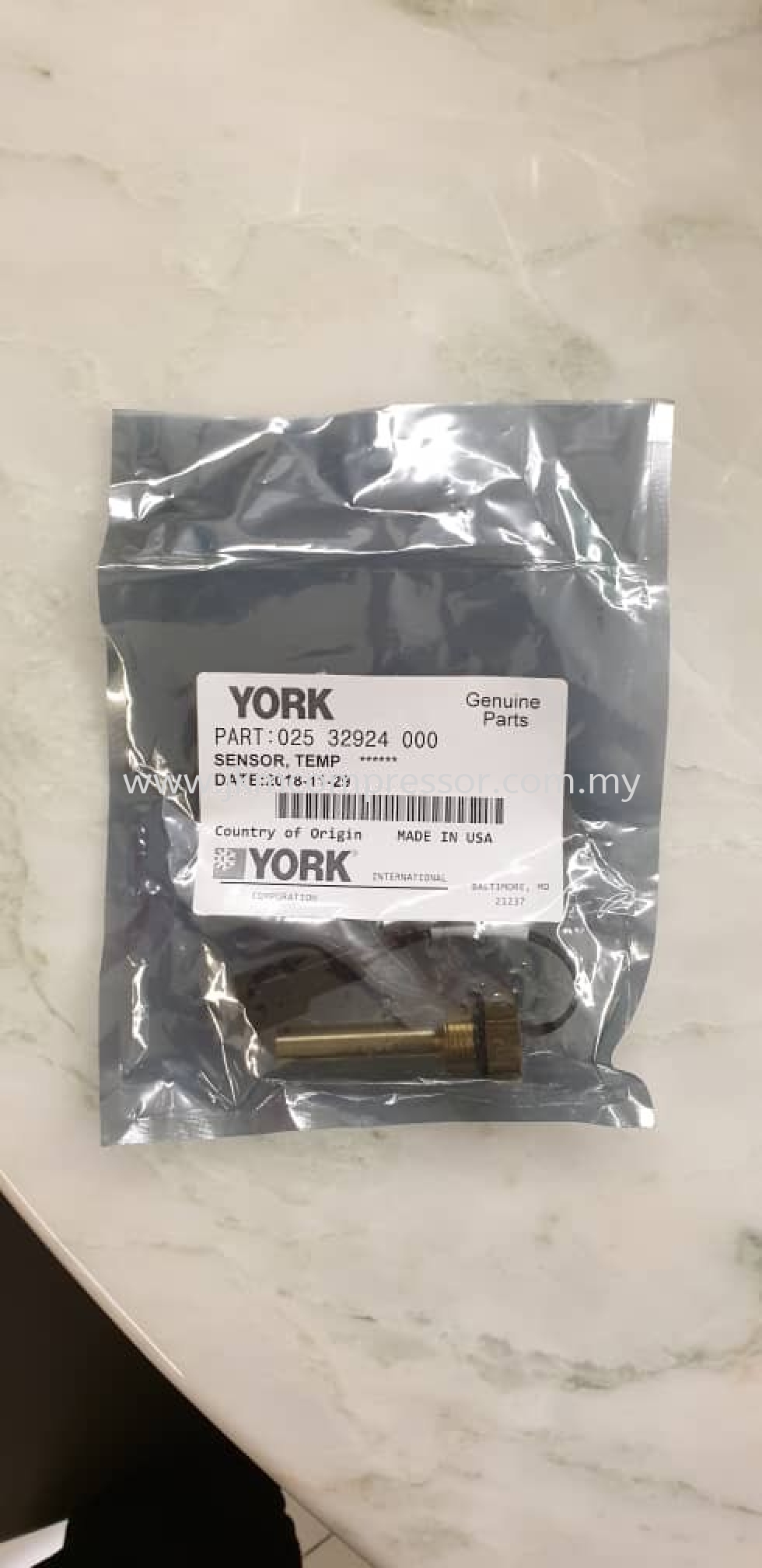 025-32924-000 YORK CHILLER TEMPERATURE SENSOR