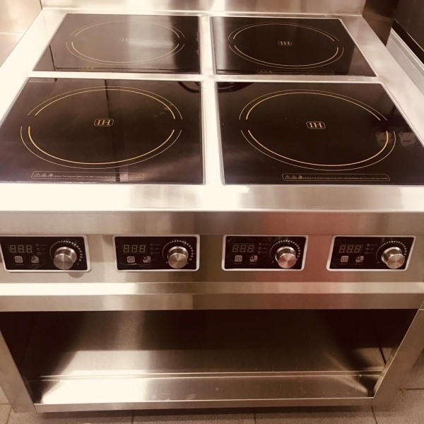 4 Hob Induction Cooker Counter