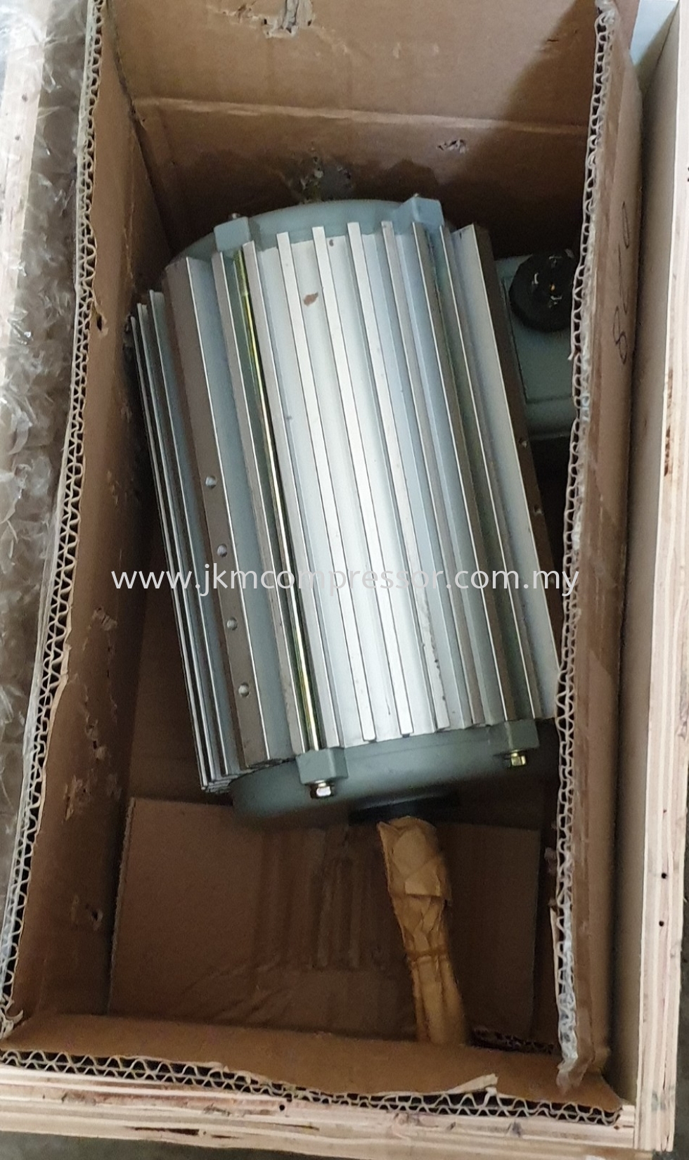 DK12AB028E - CARRIER YSF1.8-6 AIR COOLED CHILLER CONDENSER FAN MOTOR ; 380V 1.8kW