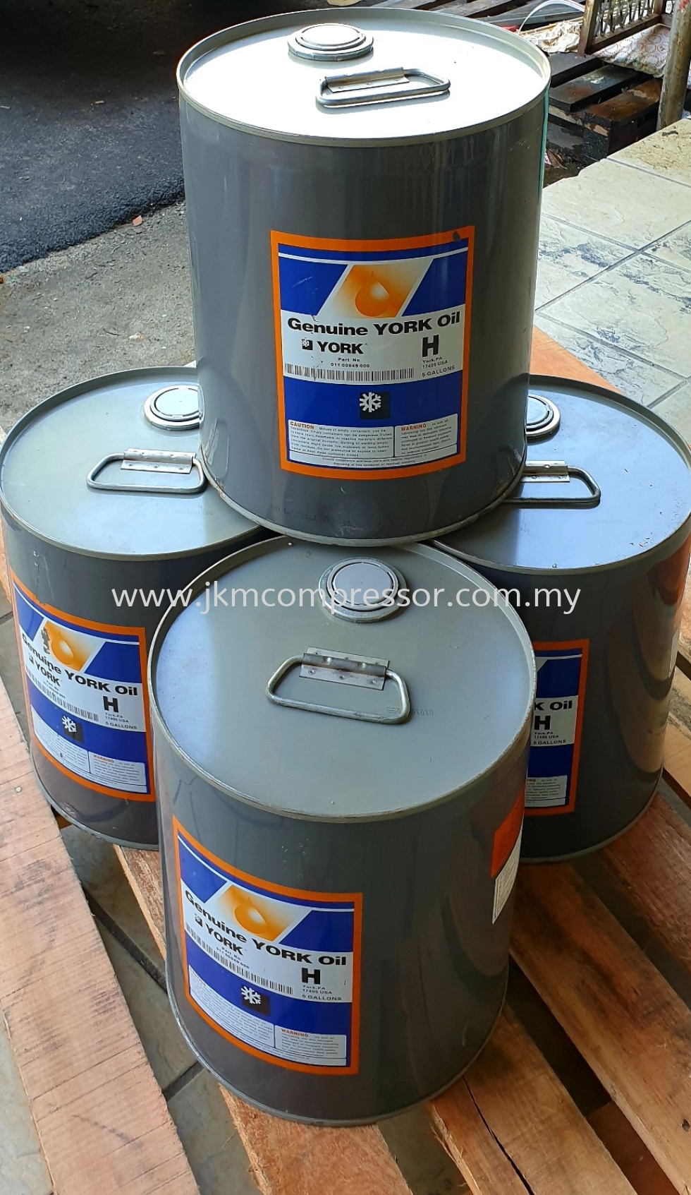 011-00549-000 - YORK COMPRESSOR OIL "H" ; 5 GALLON (18.9 LITERS)