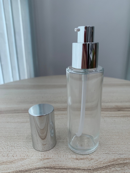 Clear Glass Lotion Pump Bottle with Silver Cap - GLPB013 - 60ml