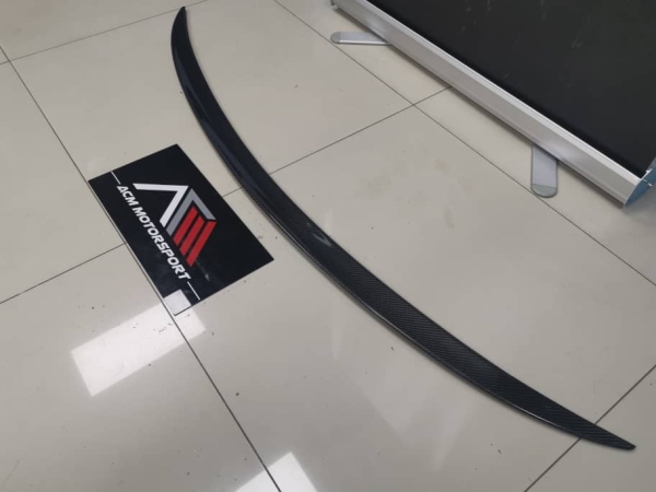 BMW F87 OE carbon fiber spoiler