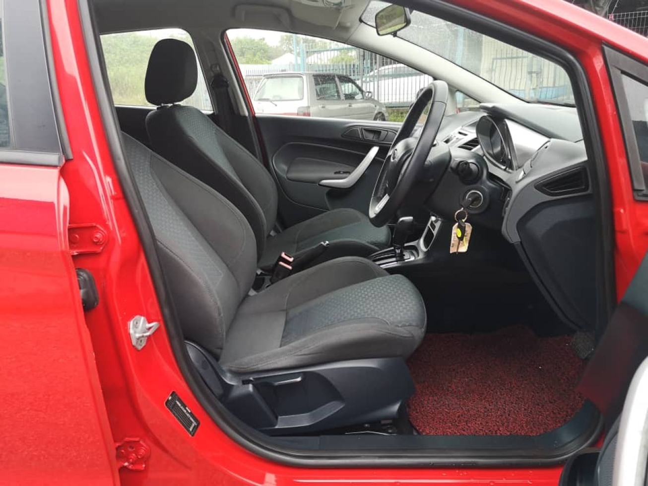 2013 Ford FIESTA 1.6 SAPPHIRE XTR (A)