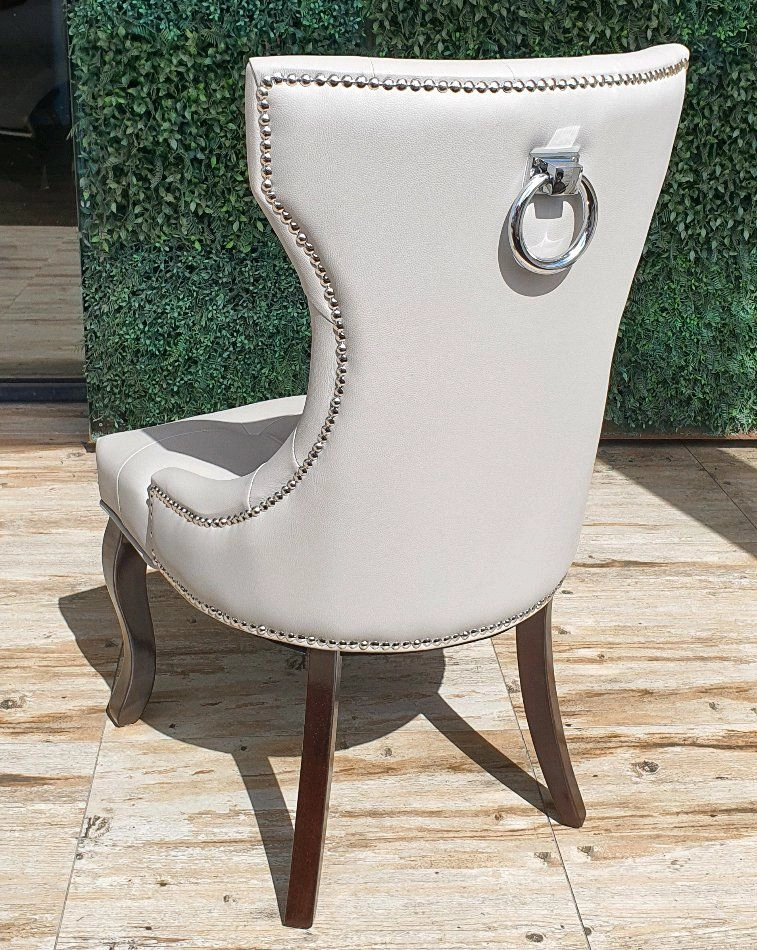 Royal Chair with Rings 