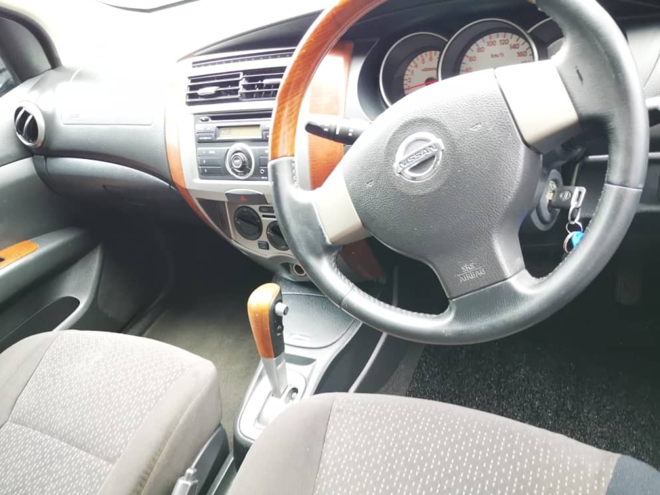 2012 Nissan GRAND LIVINA 1.8 (A) TIPTOP CONDITION