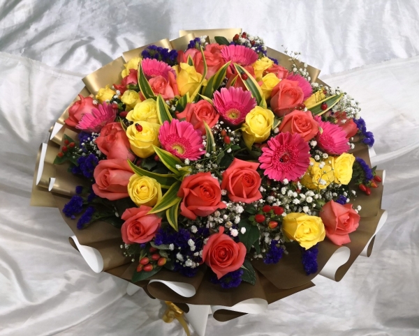 Rose mixed with Daisy bouquet HB1069 floristkl (2)