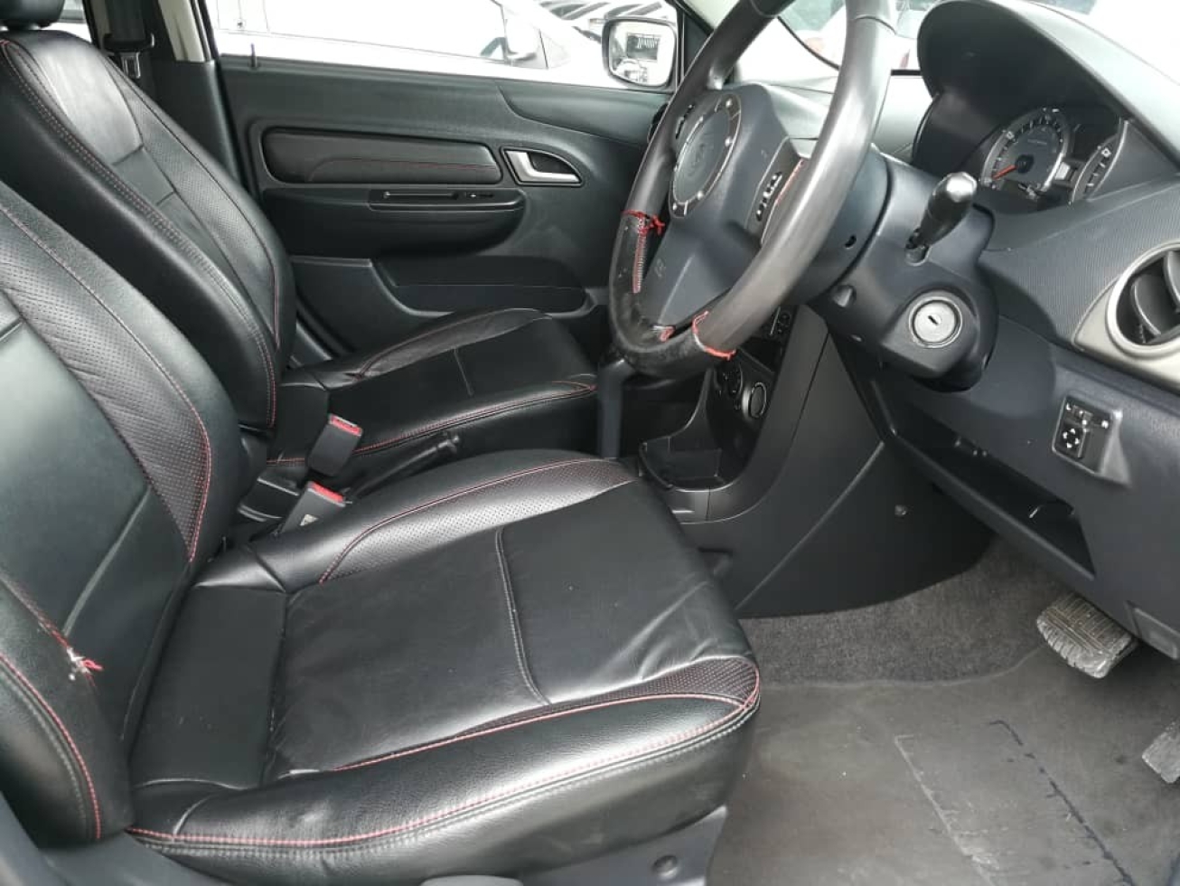 2015 Proton SAGA 1.3 FLX (A)SE leather seat