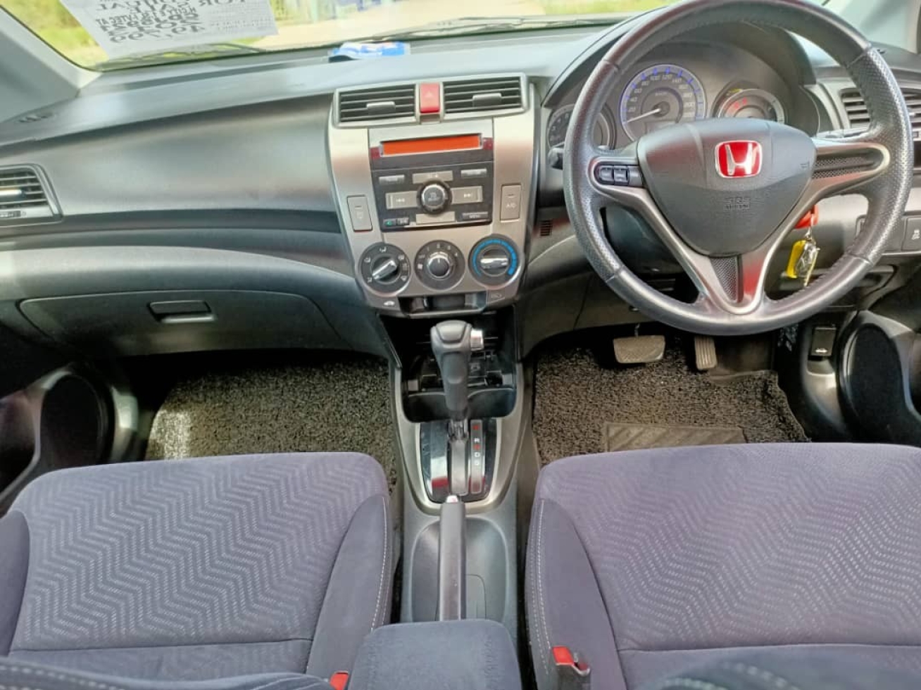 2013 Honda CITY 1.5 E+ FACELIFT (A)PADDLE SHIFT