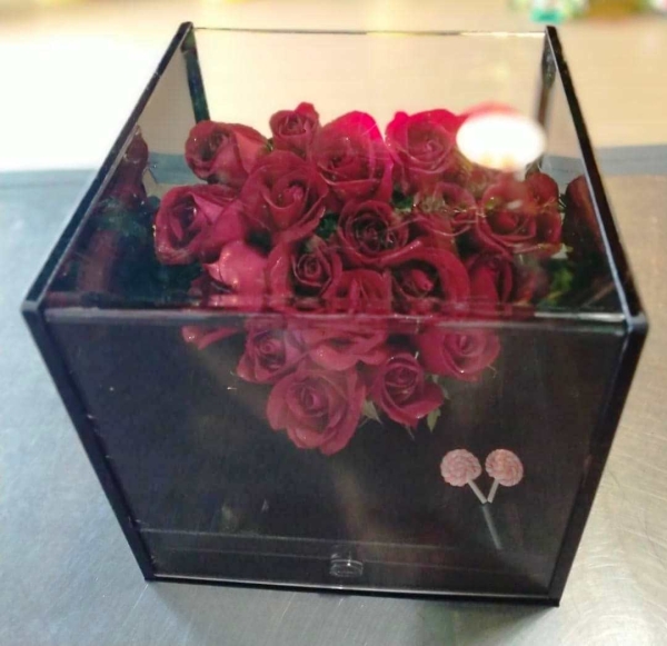 Flower Box with Choc BF1084 floristkl