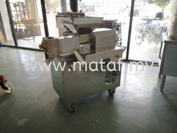 Mesin Santan Automatik 15-25kg/ Coconut Milk Extractor (MT-SE22) 