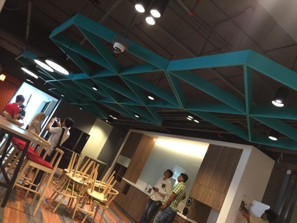 Hexagon Ceiling