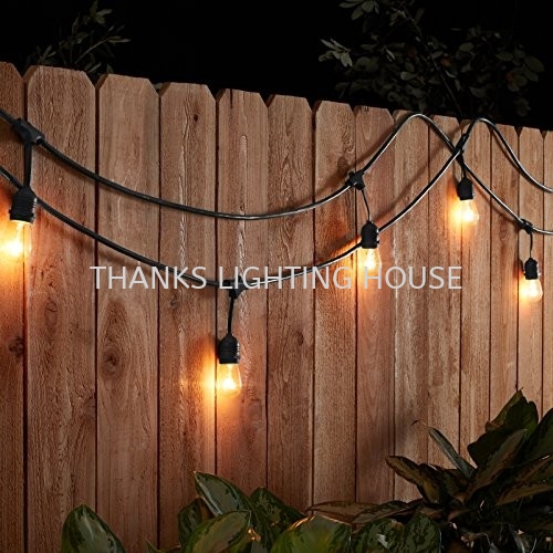 OUTDOOR STRING LIGHTS