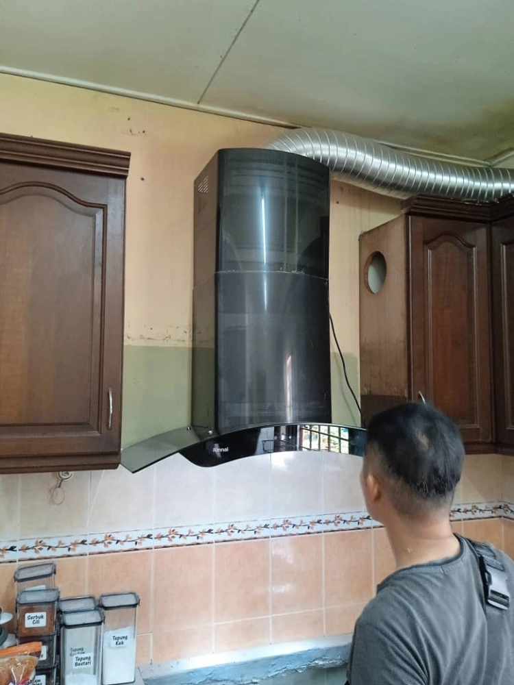 Pro Installer For Kitchen Cooker Hoods In KL&SELANGOR. Call Now