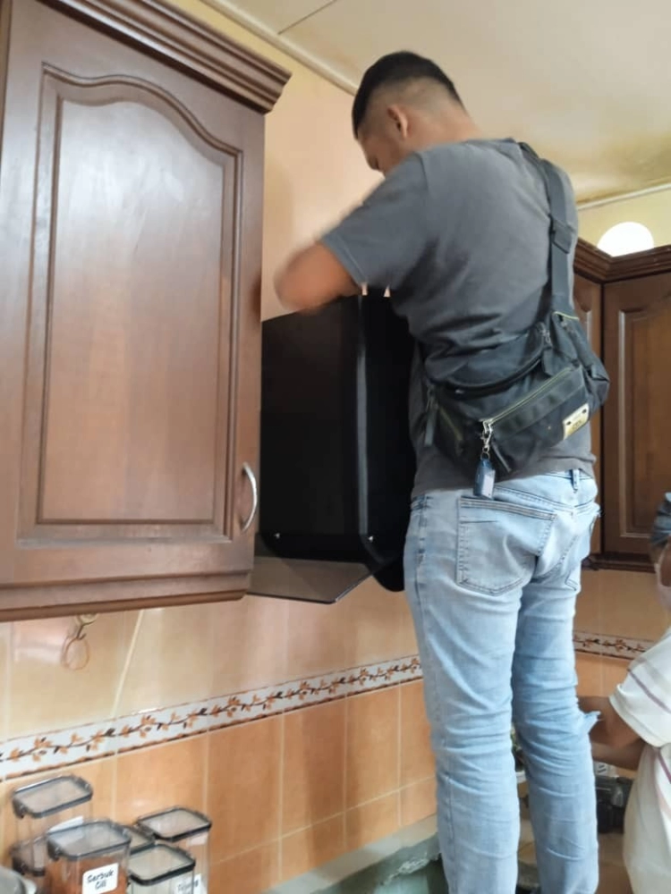 Pro Installer For Kitchen Cooker Hoods In KL&SELANGOR. Call Now