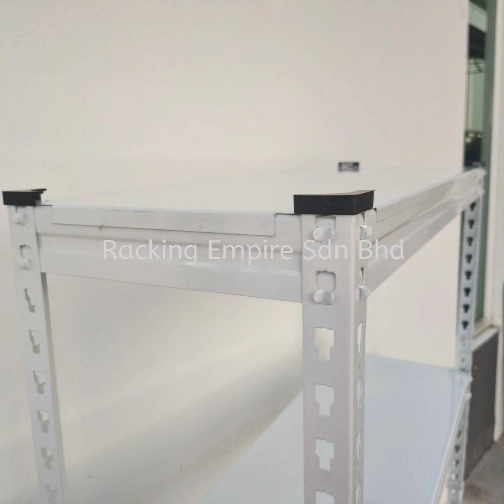 RE309015C White Storage Rack