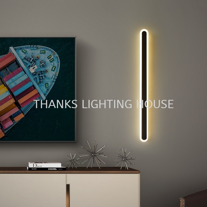 MODERN WALL LIGHT