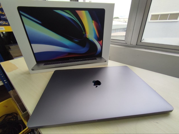 apple macbook pro