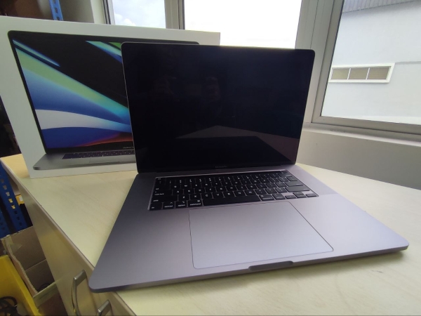 apple macbook pro