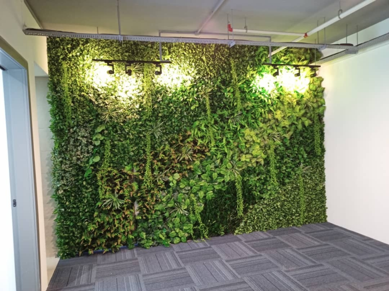 Artificial Vertical Garden 