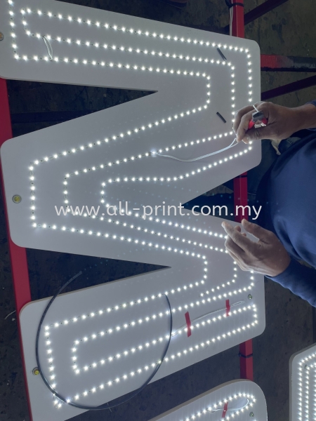 Setia Rm2.40 Jelawat - 3D Eg box up lettering led Conceal