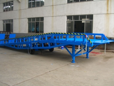 Moveable Hydraulic Dock Ramp