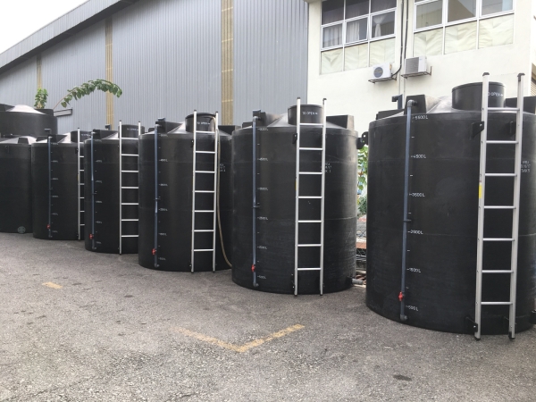 Model DCM Series - PE Tank Conical Top  PE Conical Top with Manhole DCM Series Type 1 And 2 PE Rotational Molded Storage Tank Selangor, Malaysia, Kuala Lumpur (KL), Banting Supplier, Suppliers, Supply, Supplies | Dayamas Technologies Sdn Bhd