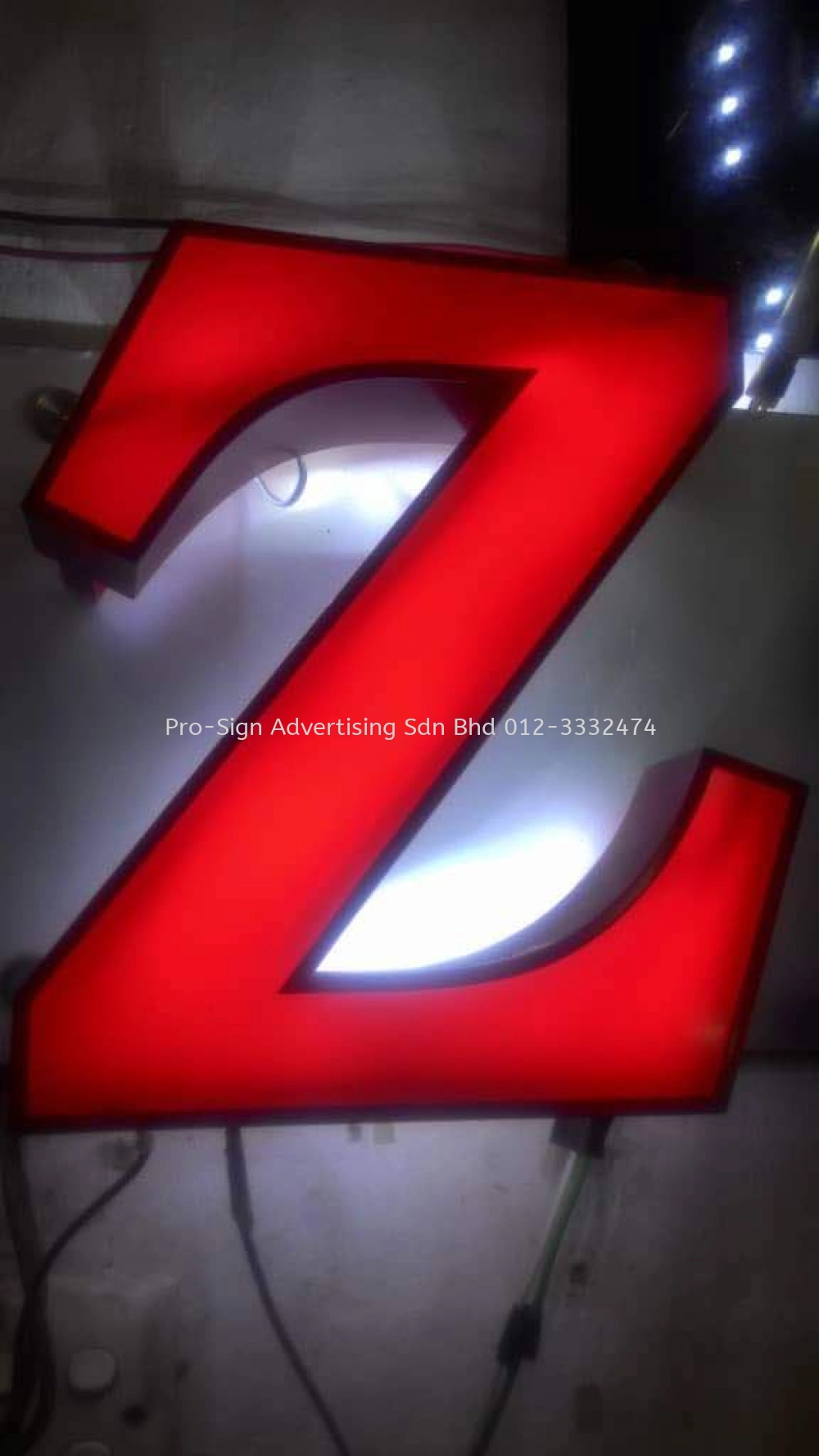 3D BOX UP LETTERING FRONT LIT