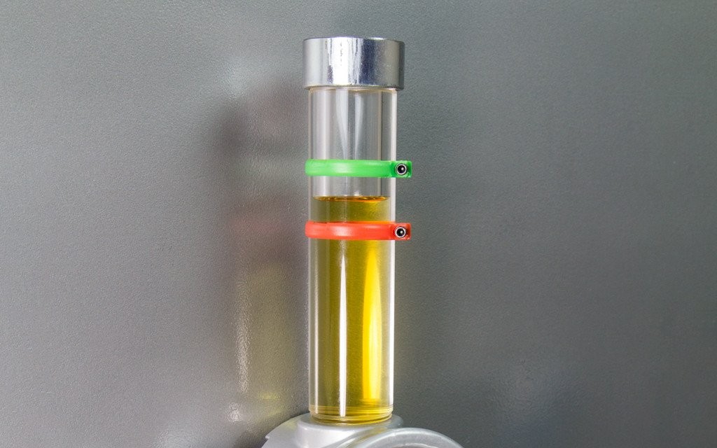 OIL LEVEL SIGHT GLASS
