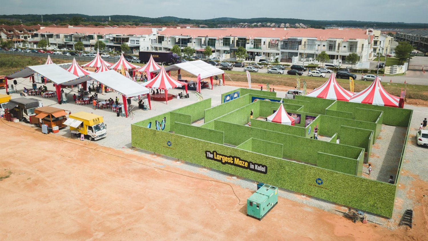 IOI Properties Kulai Giant Maze 