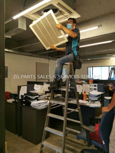 Ceiling Cassette Air Conditioner Service & Maintenance For Office