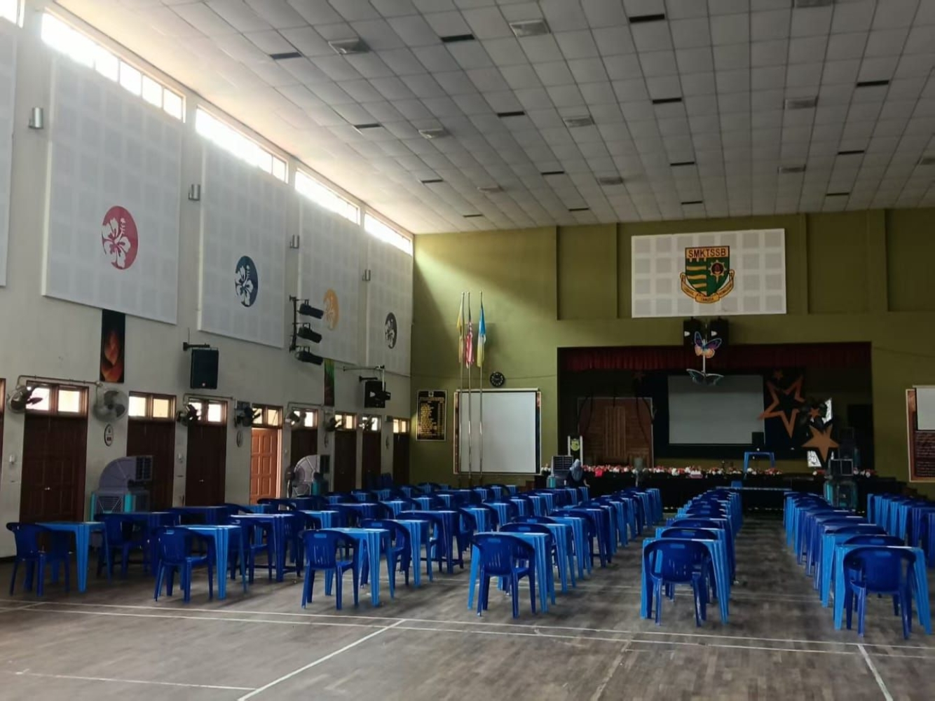 School Plastic Table & Chair Set Malaysia | Exam Table SPM Meja Peperiksaan Sekolah | Kerusi Meja Sekolah Biru | Pembekal Kerusi Meja Sekolah Penang , Kedah , Bertam ,Kepala Batas , Gelugor , Lunas , Ipoh , Tapah
