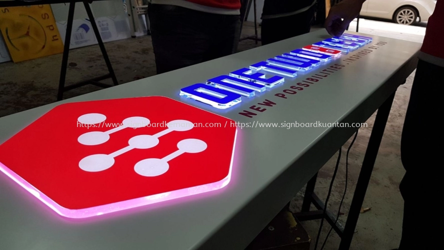 One Two 8 Tech 3D LED Signage LED Front Backlit Eg Box Up at Bukit Tinggi Klang