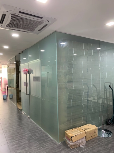 Commercial Shop Renovation Kl