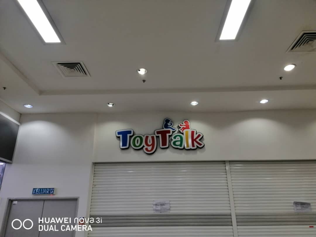TOYTALK INDOOR 3D LED FRONTLIT SIGNAGE