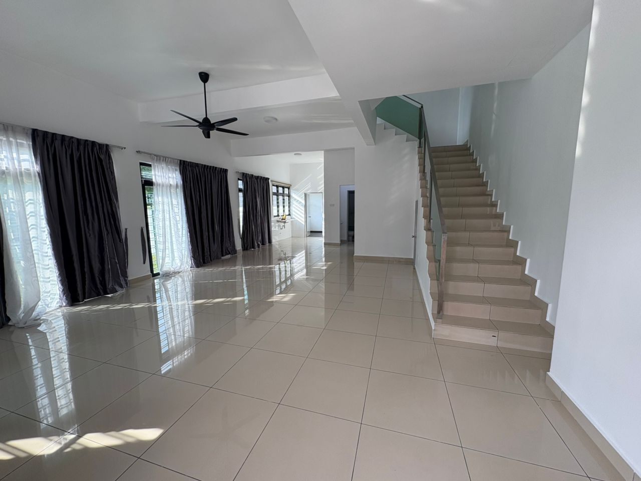 Opal @ Mutiara Mas – 3-Storey Semi-D Corner House for Sale