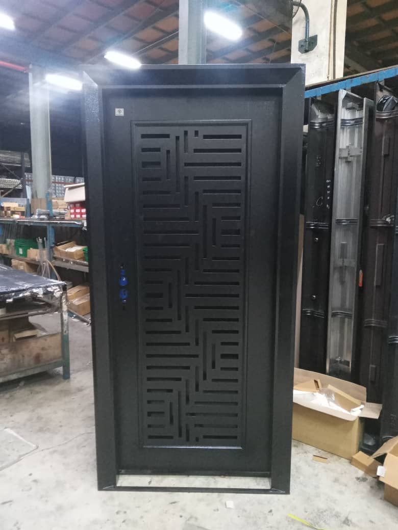 SAFETY DOOR 3X7 BLACK LC640-1 BLACK LH[OPEN IN]