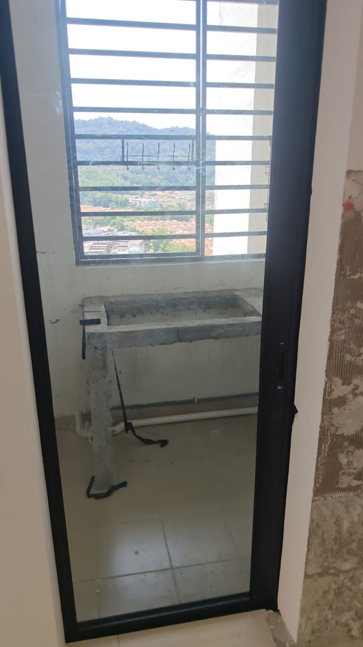 swing door