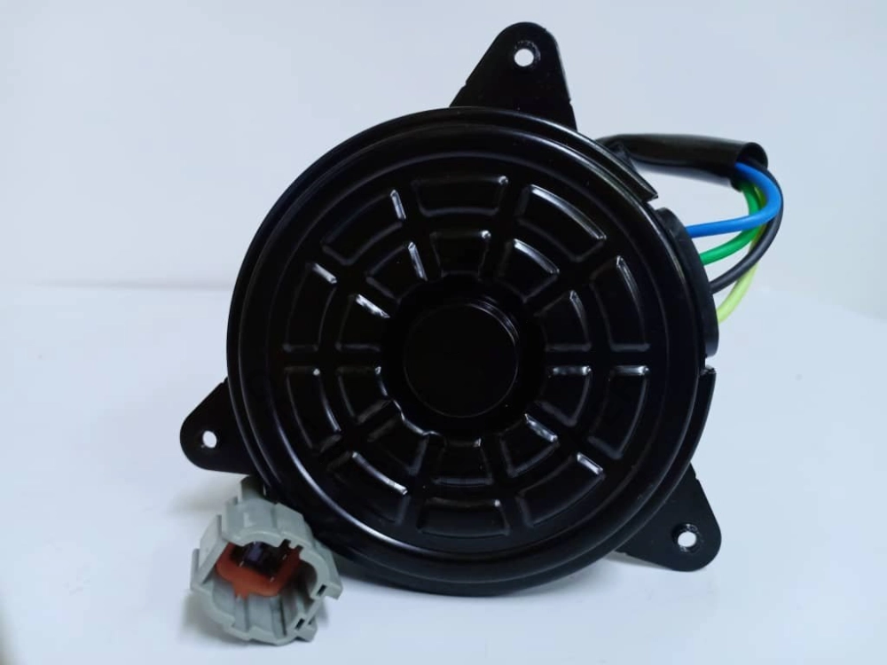 NISSAN TEANA 07 RADIATOR FAN MOTOR (OEM) 4WIRE