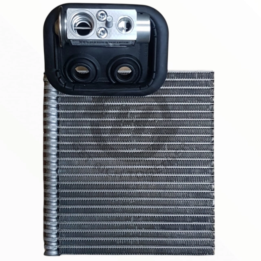 MERCEDES BENZ A CLASS W169 EVAPORATOR COOING COIL VALEO 169 830 07 58  